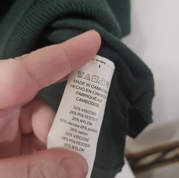 Michael Michael Kors Long Sleeve Dark Green Sweater! - Picture 3 of 6